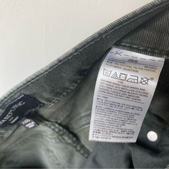 Banana Republic high rise dark gray distressed skinny jean size 29 (8) - Picture 6 of 6